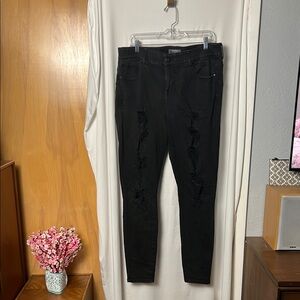 Torrid Bombshell Skinny Distressed Black Jeans Size 16T
